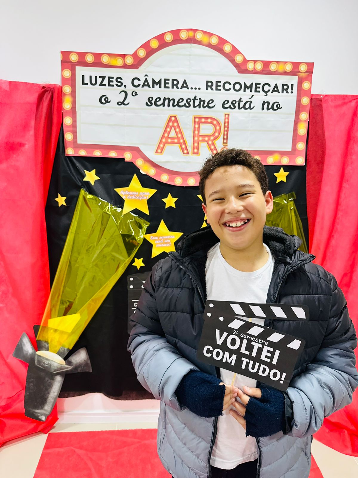 Painel Volta às Aulas — Tema Cinema: “Luzes, Câmera... Recomeçar!”