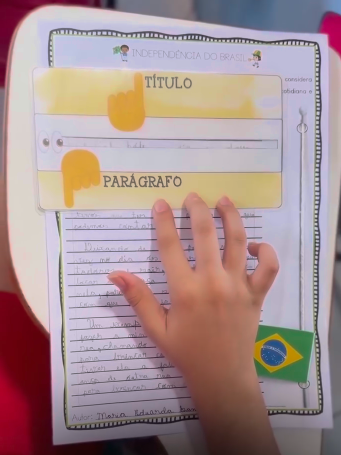 Independência do Brasil - Atividade Interativa de produção textual Hasteamento da bandeira